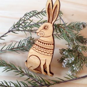 layla amber hare brooch