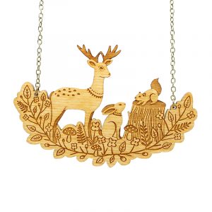 layla amber forest necklace