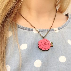 Mini Flower Necklaces Layla Amber