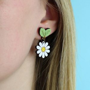 layla amber daisy earrings