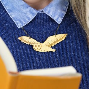 layla amber flying owl necklace