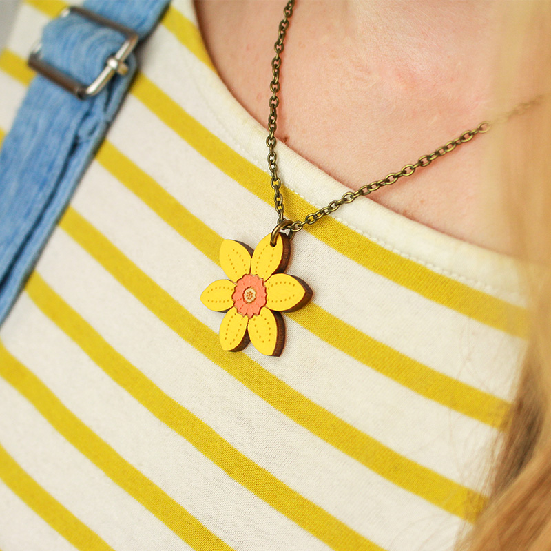 Daffodil Necklace