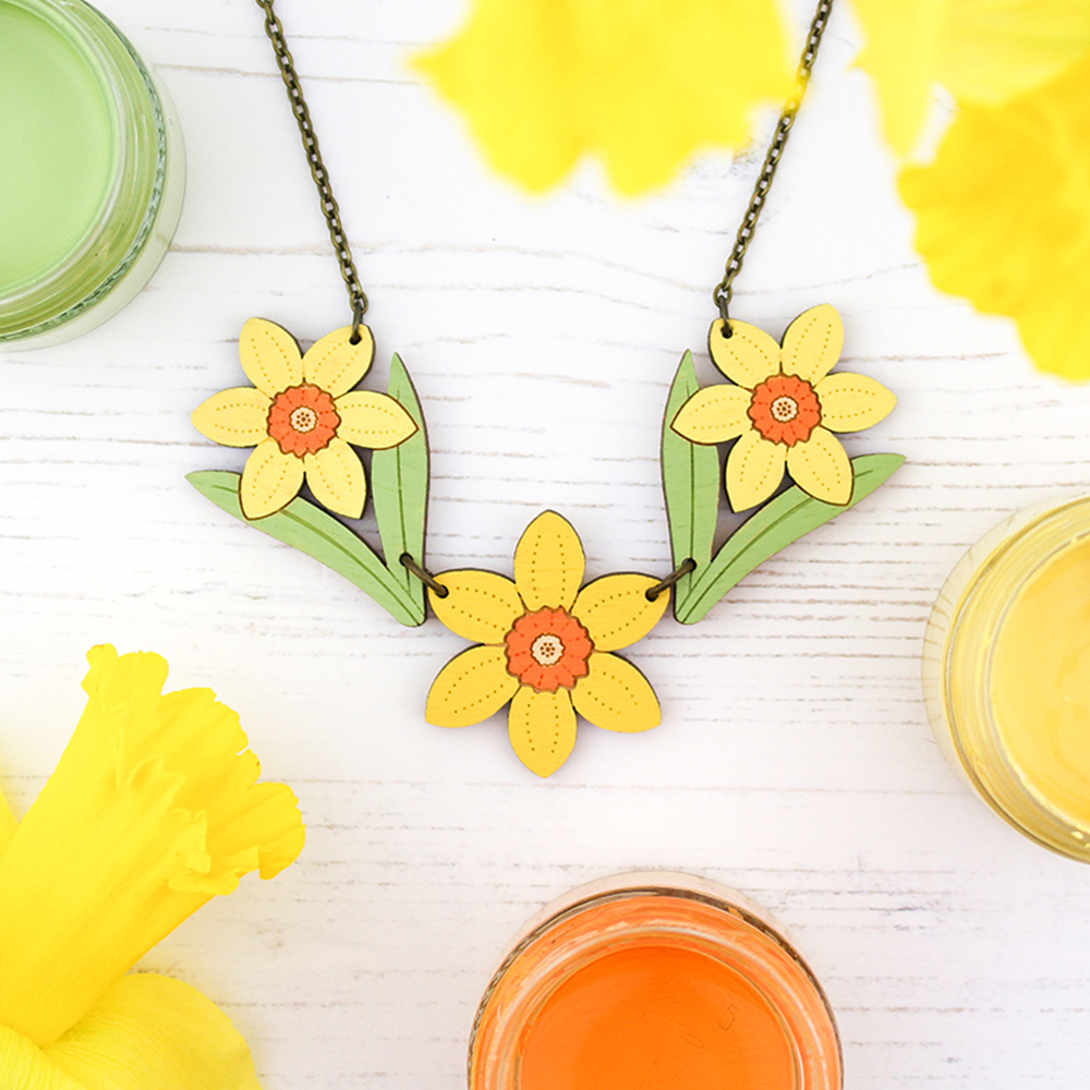 Spring Daffodil Necklace - Image 2