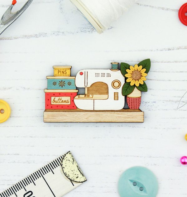 Happy Sewing Brooch - Image 2